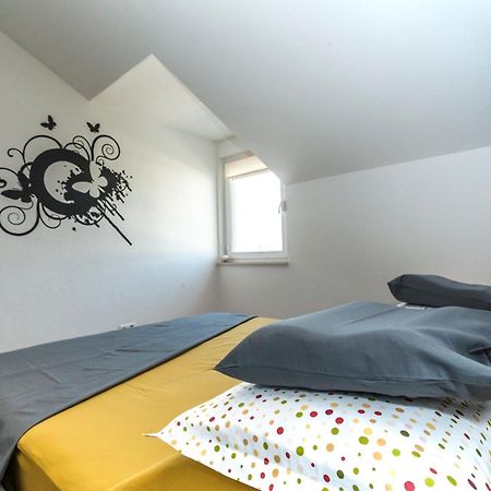 Apartment Tin Kaštela Екстериор снимка